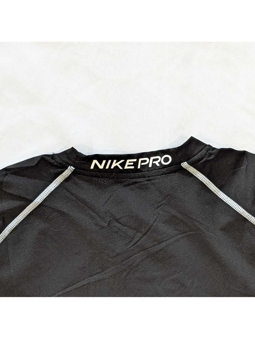 Nike Pro Women's Compression Shirt Black White Swoosh XL NWOT Athletic Tagless - Picture 5 of 6